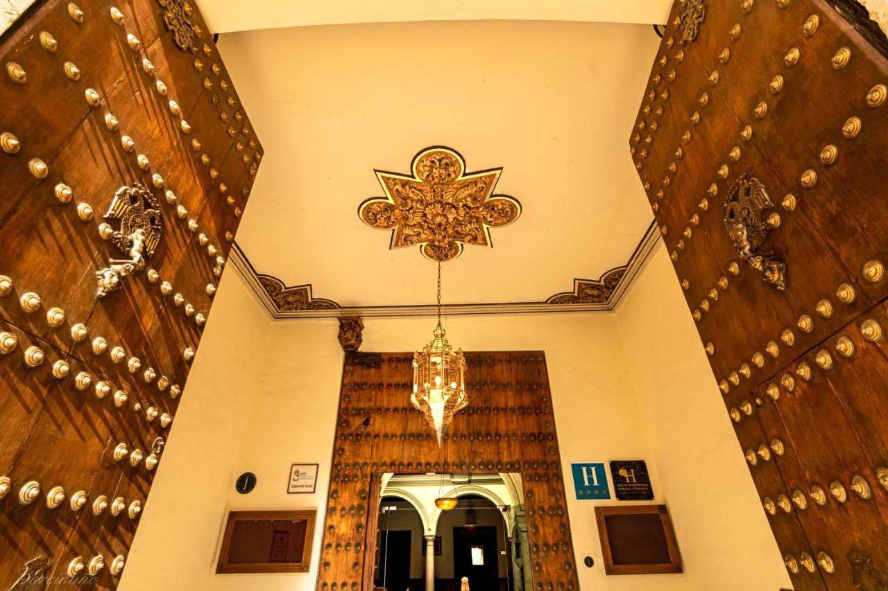 Palacio Marques De La Gomera Осуна Экстерьер фото