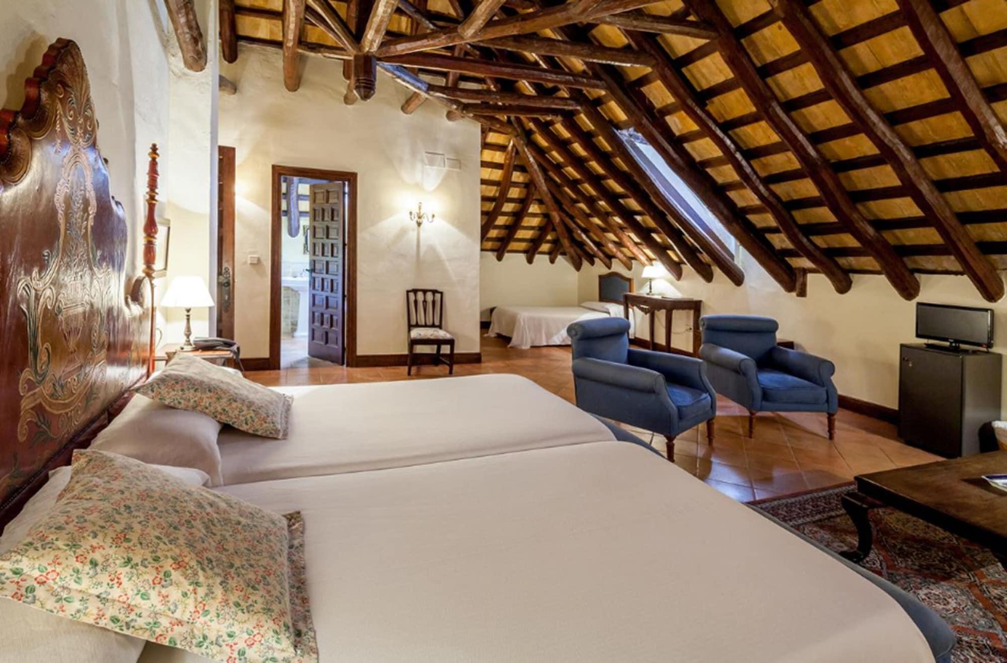 Palacio Marques De La Gomera Осуна Экстерьер фото